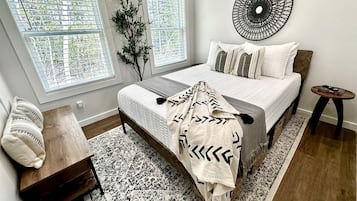 2 bedrooms, WiFi, bed sheets