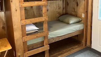 WiFi, bed sheets