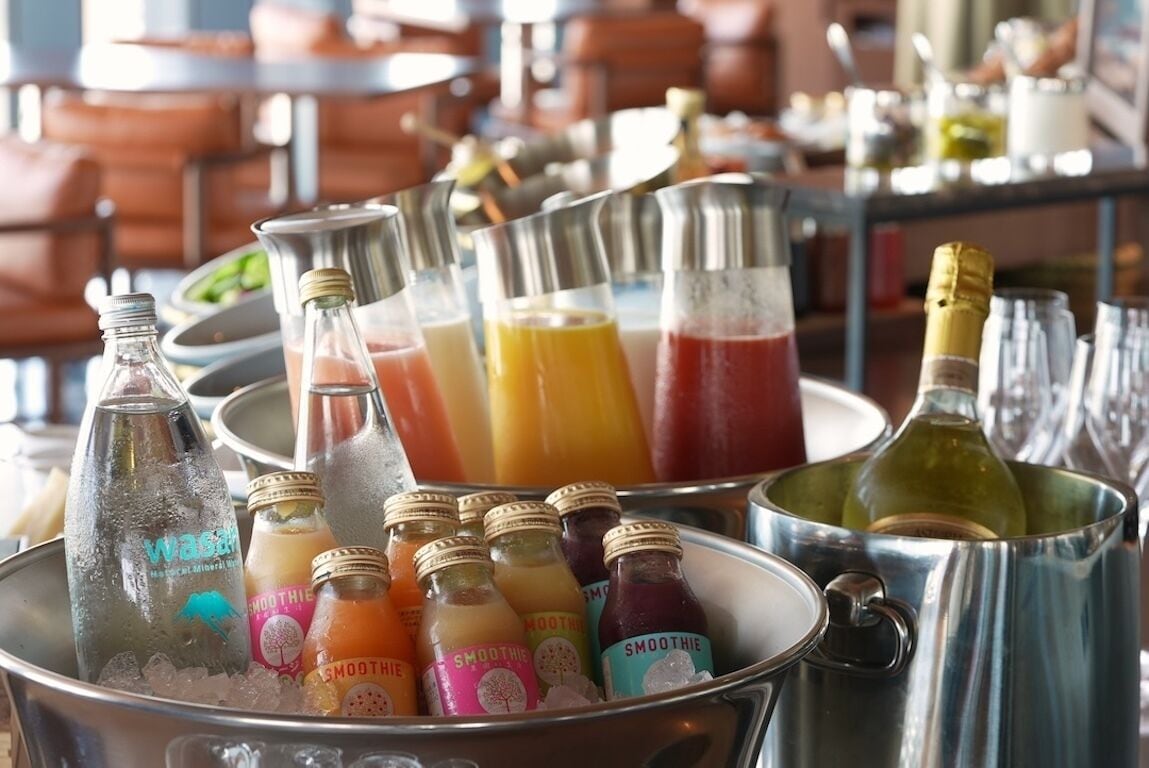 Alimentos y bebidas