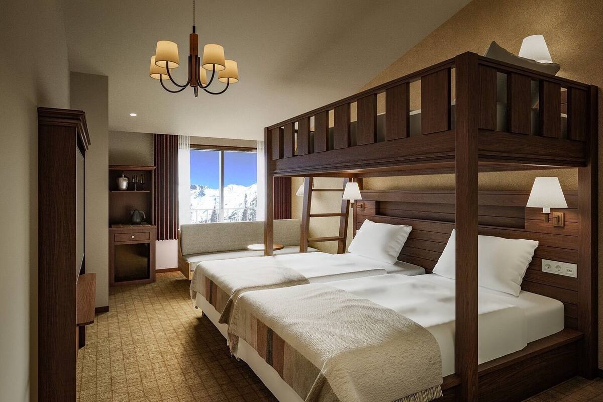 Classic Triple Room | Iron/ironing board (on request), WiFi (free)