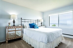 3 Schlafzimmer, Schreibtisch, Bügeleisen/Bügelbrett, WLAN