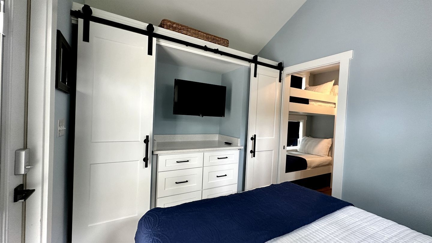 1 Schlafzimmer, Schreibtisch, WLAN, Bettwäsche