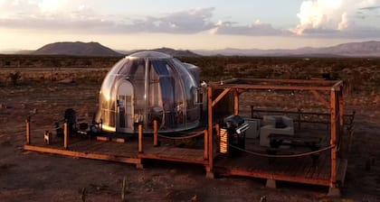 Magical Night under the Stars: Amazing California Dome Rental in the Desert in Joshua Tree
