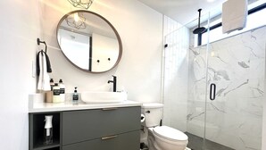 Hair dryer, towels - Escape to Orderville with this Tiny House, Perfect for an Utah Getaway (Orderville)