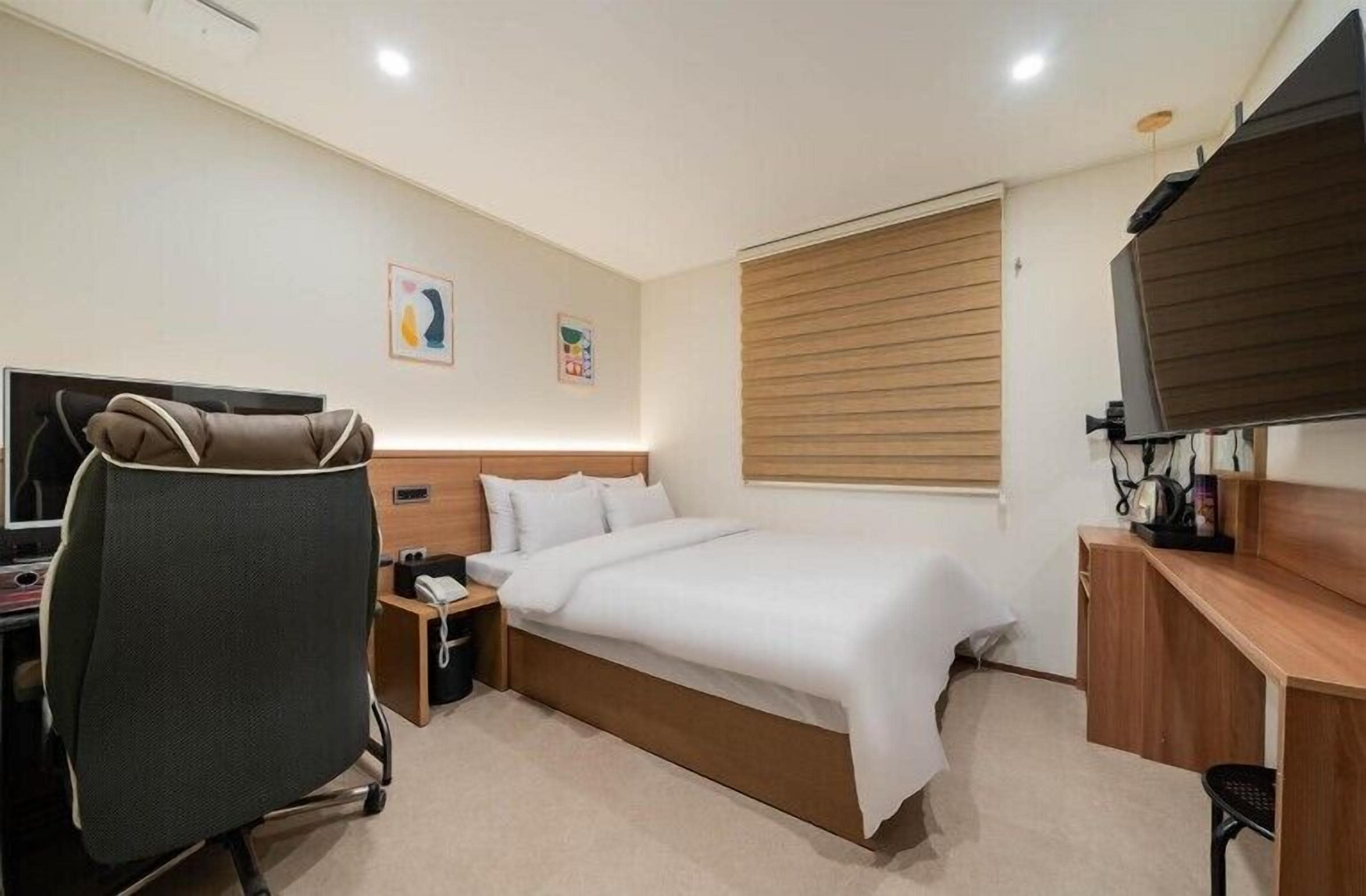 Standard-Doppelzimmer, Stadtblick