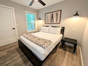2 habitaciones, escritorio, wifi y ropa de cama 