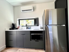 Fridge, microwave, stovetop, toaster