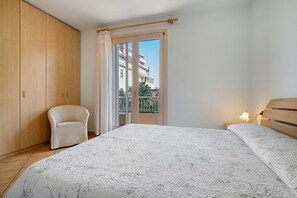 2 室のベッドルーム、WiFi、ベッドシーツ