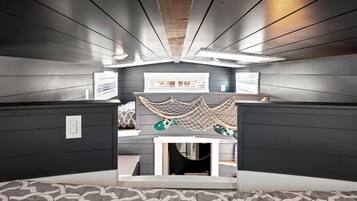 2 Schlafzimmer, Reisekinderbett, WLAN, Bettwäsche