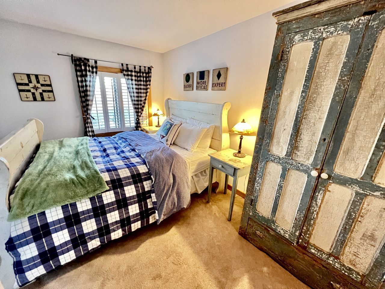 4 chambres, bureau, Wi-Fi, draps fournis