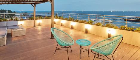 Rooftop terrace