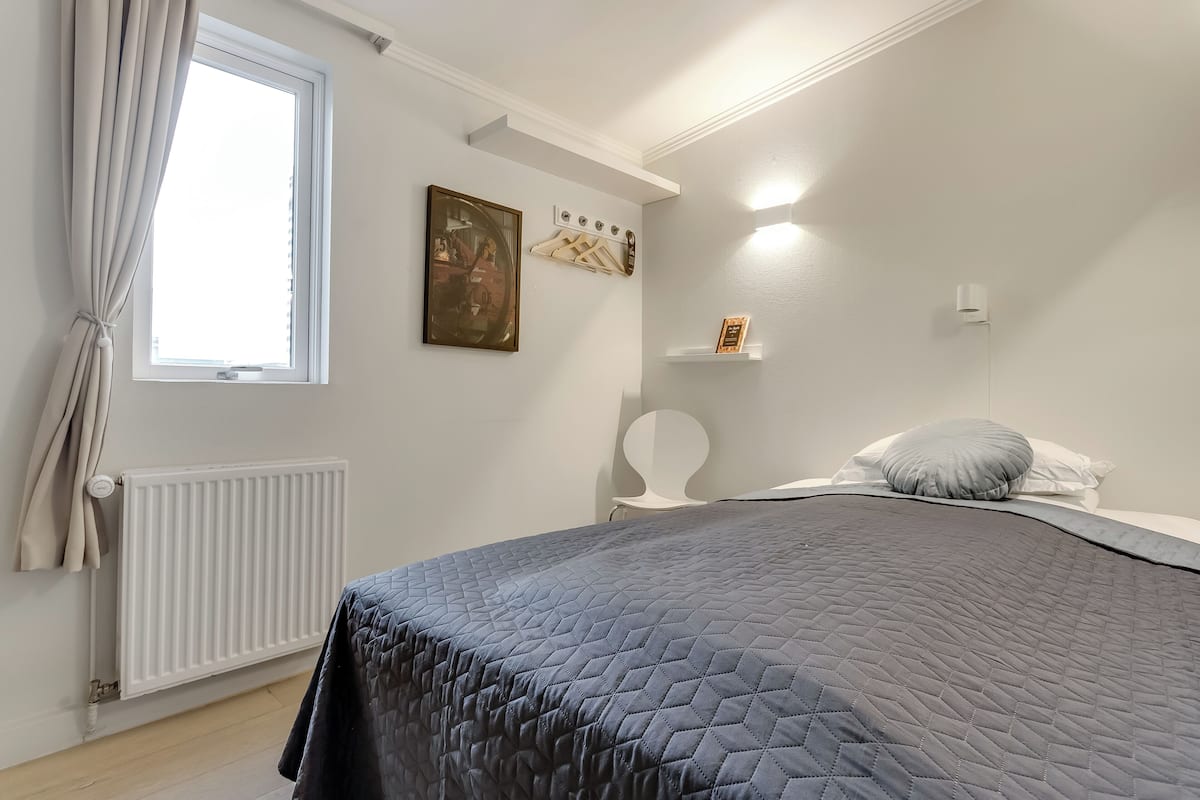 Single Room | Free WiFi