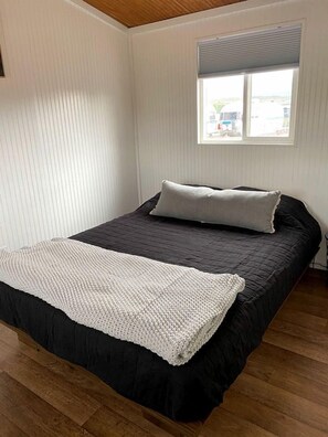 1 bedroom, WiFi, bed sheets - Remote Tiny House makes for a Brilliant Colorado Getaway (Meeker)