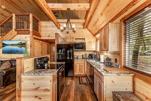 Refrigerador, microondas, parrilla de estufa y lavavajillas 