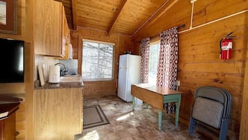 Microwave, stovetop, coffee/tea maker