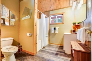 Håndklæder, Sæbe, Shampoo, Toiletpapir