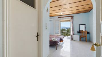 1 habitación, wifi y ropa de cama
