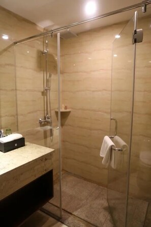 舒适双床房, 河景 | 浴室