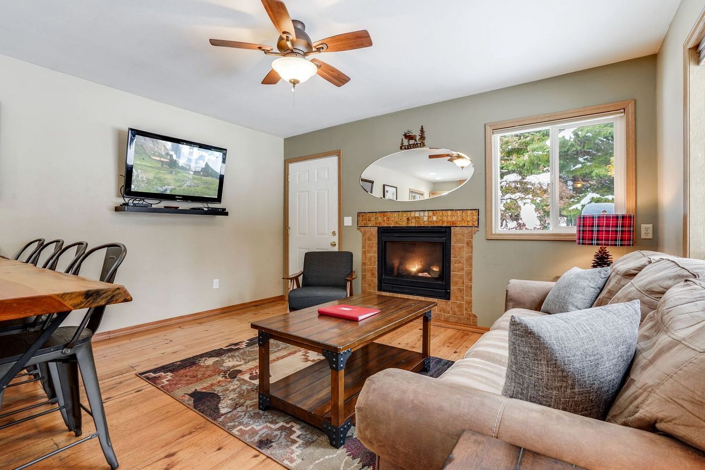 Charming Log Cabin For Families Near Mount Rainier, Washington - Trout Lake, WA
