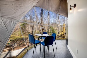 Dining - Relaxing Dome in the Heart of the Blue Ridge Mountains for an Unforgettable Glamping Experience in Rosman, North Carolina (Rosman)