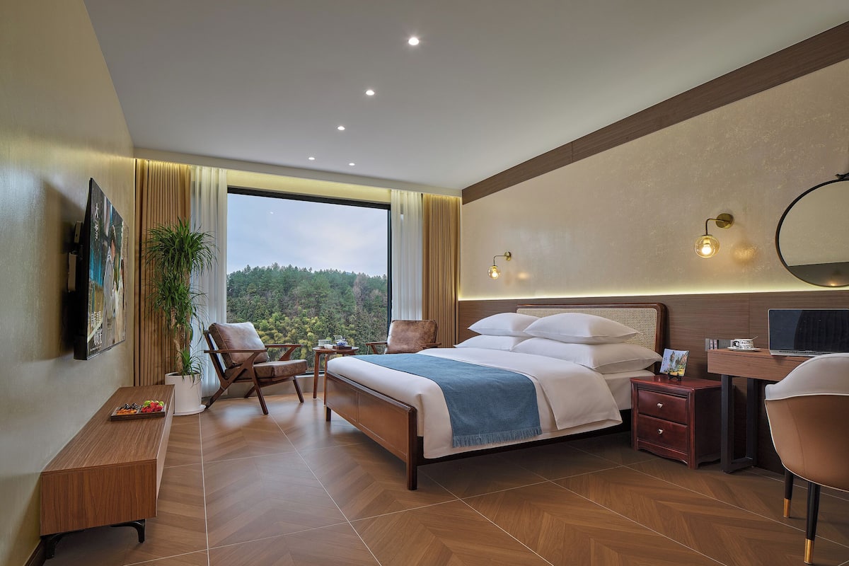 Habitación doble superior, vista a la colina