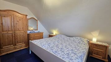 2 quartos, ferros/tábuas de passar roupa, Wi-Fi