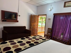 Deluxe Room - Megha Resort And Restaurant (Port Blair)