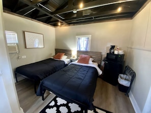 1 chambre, bureau, Wi-Fi, draps fournis