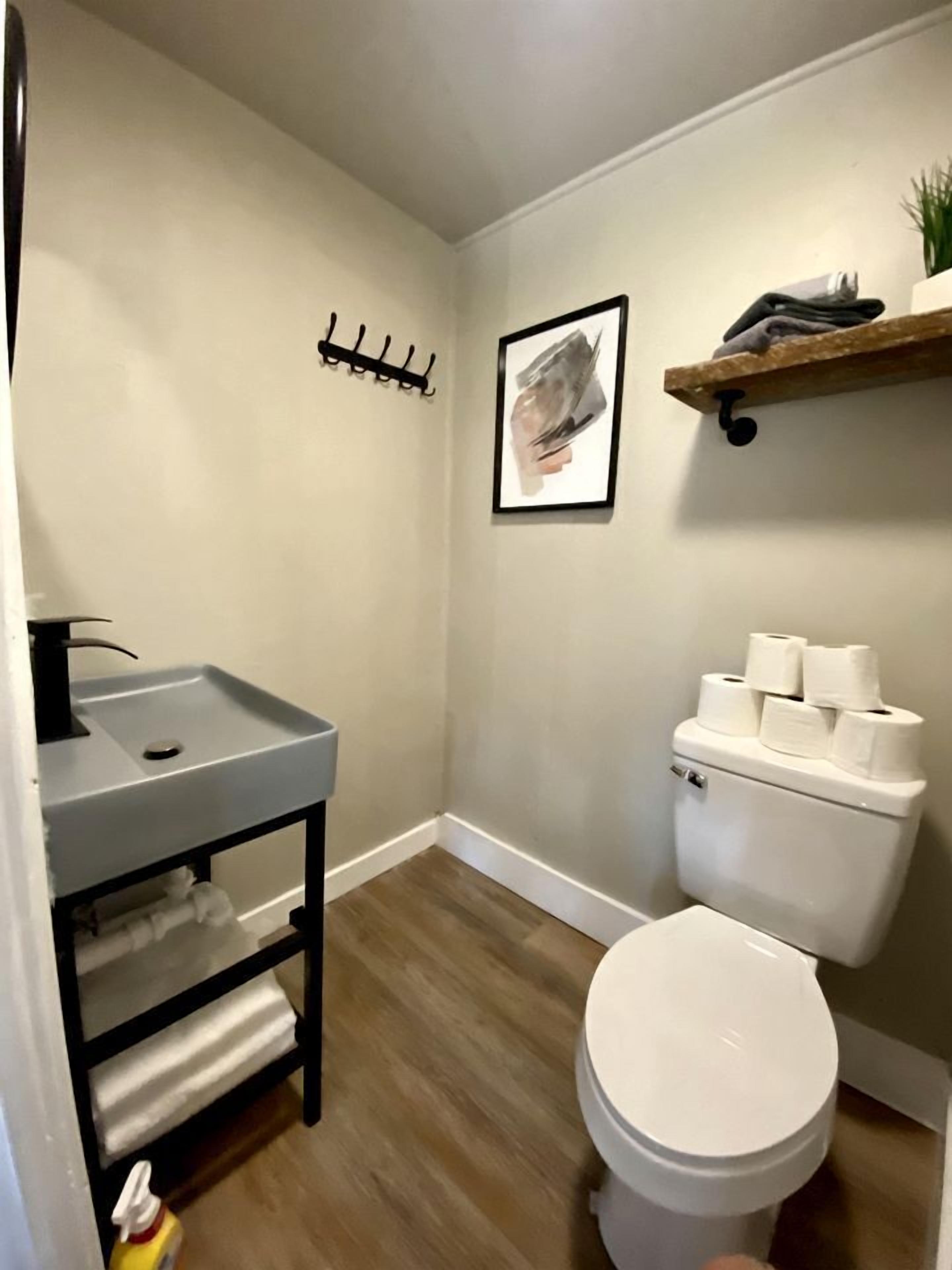 Towels, toilet paper