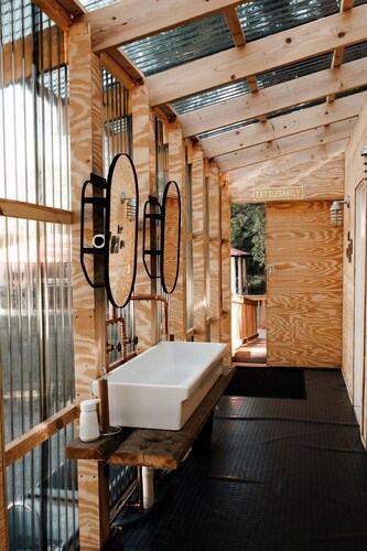 Cute Glamping Tent Rental on the Pecos River for Romantic Getaways near the Santa Fe Forest, New Mexico