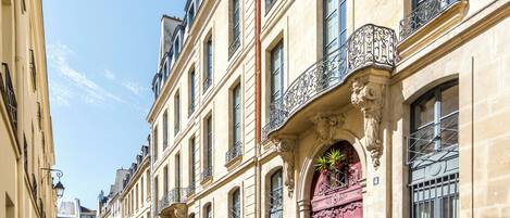 Voorkant van accommodatie