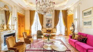 Appartement, vue cour intérieure | Coin séjour