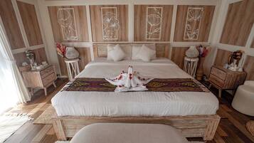 Deluxe Villa, Penyaman udara, River View | Meja, langsir/tirai gelap terus, Wi-fi percuma