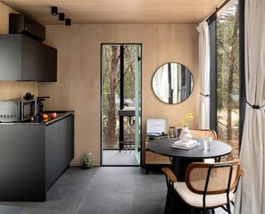 Fridge, coffee/tea maker, cookware/dishes/utensils - Romantic Mirror Cabin Retreat by the Lake in the Enchanted Forests of Texas (Bastrop)