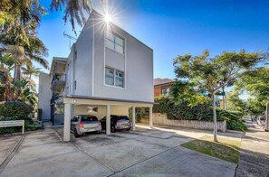 Exterior - EST12 - 3 month minimum stay - Bright apartment with Patio Access (Mosman)
