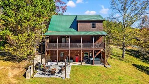 Exterior - Cabin Getaway Hot Tub, Fire Pit & Mountain Views! (Sevierville)