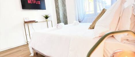 1 bedroom, free WiFi, bed sheets