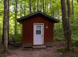 Unclassified image, 5 of 6, button - Quaint Cabin Surrounded by Nature for a Peaceful Retreat in White Lake, Wisconsin (White Lake)
