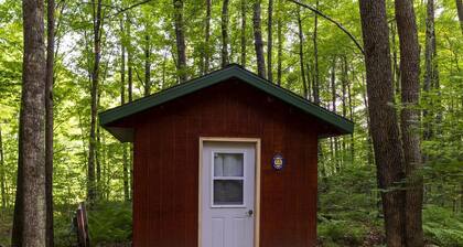 Quaint Cabin Surrounded by Nature for a Peaceful Retreat in White Lake, Wisconsin