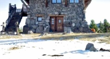 Marvelous Tower Rental in Ennis, Montana - Fantastic Family Glamping Vacation Spot near Virginia City