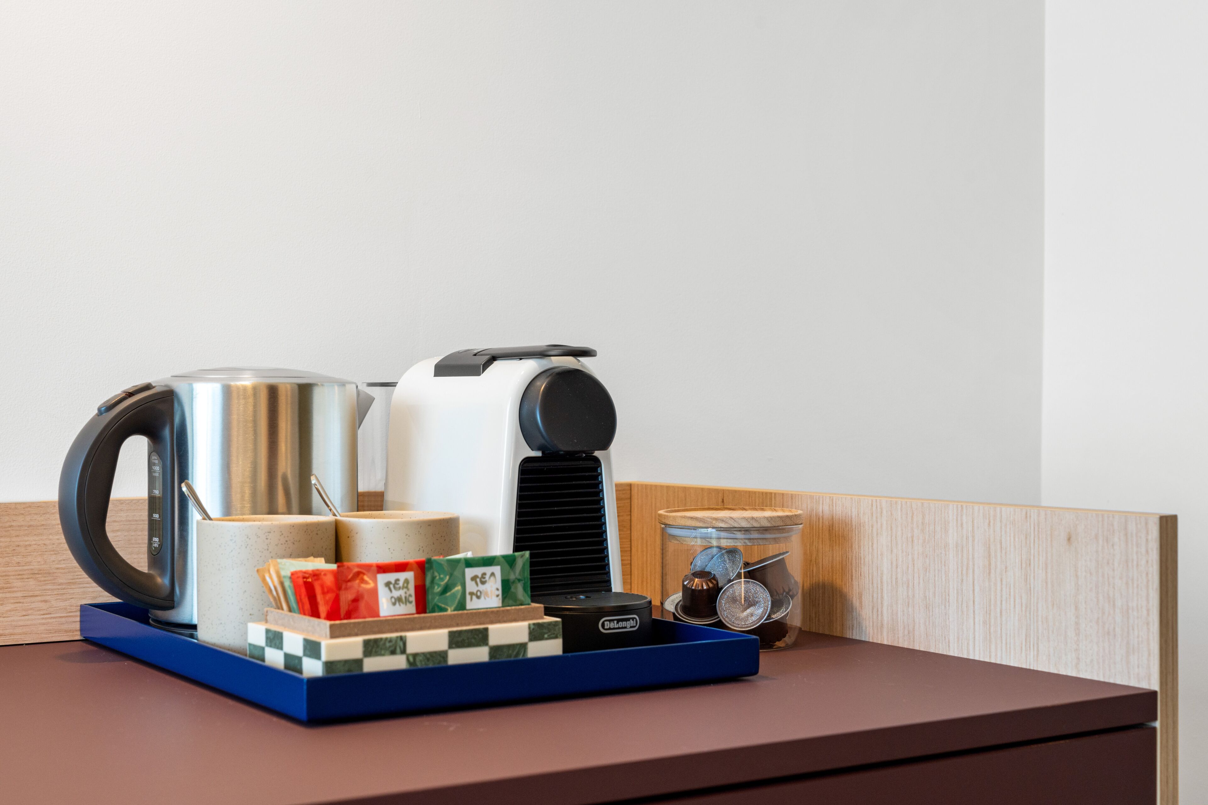 Tabla de planchar con plancha y wifi gratis