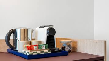 Iron/ironing board, free WiFi