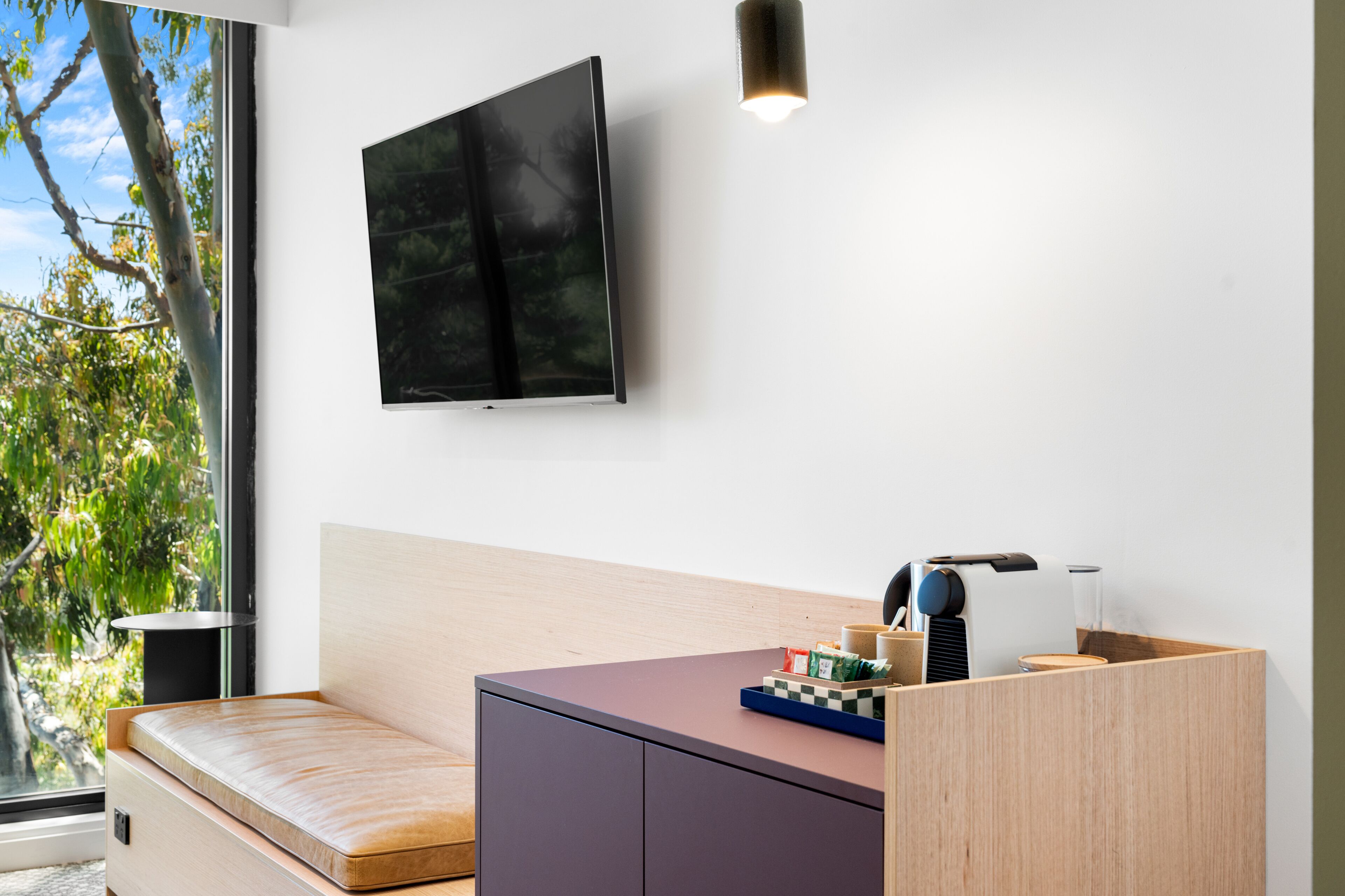 Tabla de planchar con plancha y wifi gratis