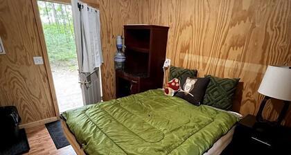 Romantic Cabin for a Cozy Escape in Nature near White Lake, Wisconsin