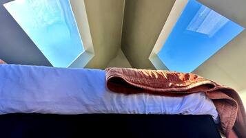 1 habitación, wifi y ropa de cama