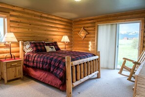 2 bedrooms, iron/ironing board, WiFi, bed sheets - Secluded Mountain-View Cabin with Cross-Country Trails Near Scenic Lakes in Idaho (Driggs)