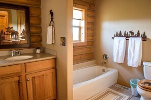 Hair dryer, towels - Secluded Mountain-View Cabin with Cross-Country Trails Near Scenic Lakes in Idaho (Driggs)