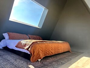 1 habitación, wifi y ropa de cama