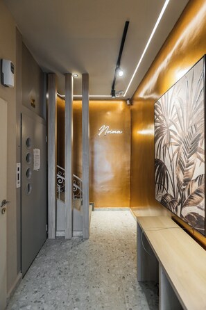 Reception - Noima Luxury Suites (Thessaloniki)