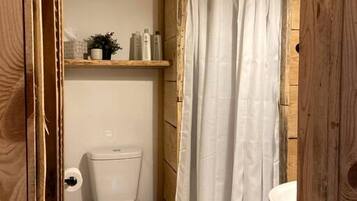 Towels, soap, shampoo